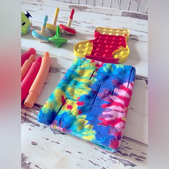 Mixed Sensory/Fidget lot - Picture 5 of 9